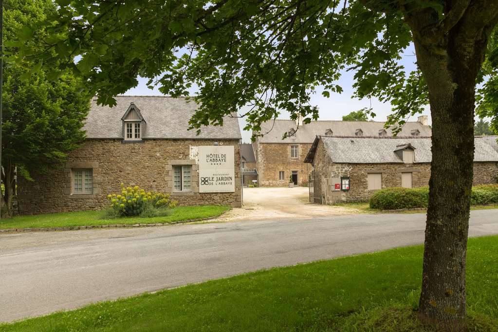 Hotel De L'Abbaye Le Tronchet  Exteriér fotografie